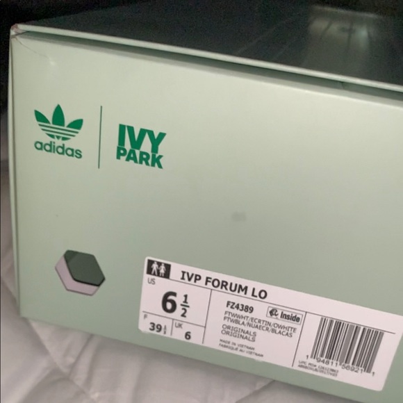 NEW RELEASE!! Ivy Park Forum Low - Picture 2 of 2